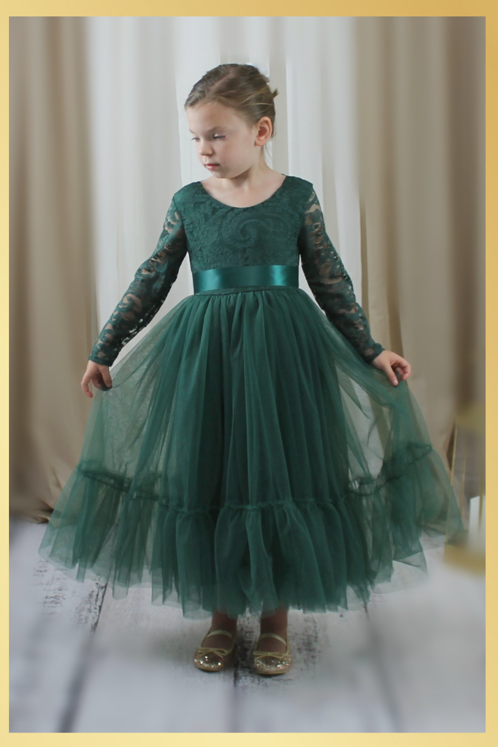 Green Girls Dress for Special Occasions, Flower Girl, Dances, Christmas Lisa Ann's Creations Green Girls Dress for Special Occasions, Flower Girl, Dances, Christmas Lisa Ann's Creations