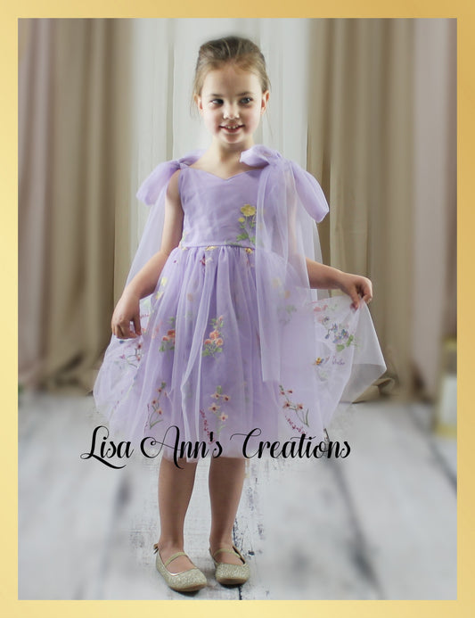 Flower girl dress with floral embroidery