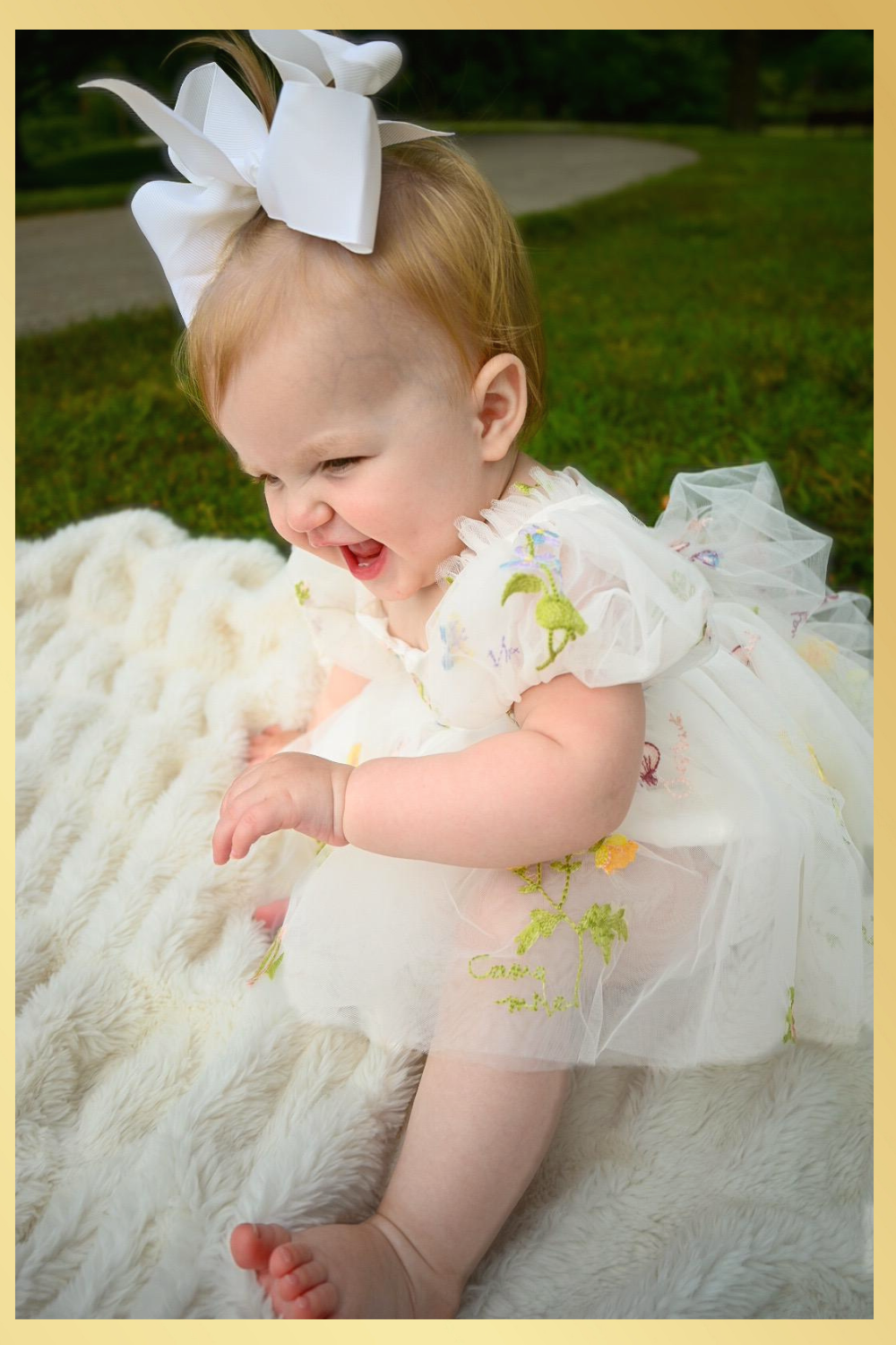 Baby Girl Floral White Dress for Special Occasions 12/18mos Bodysuit/Dress Baby Girl Floral White Dress for Special Occasions 12/18mos Bodysuit/Dress
